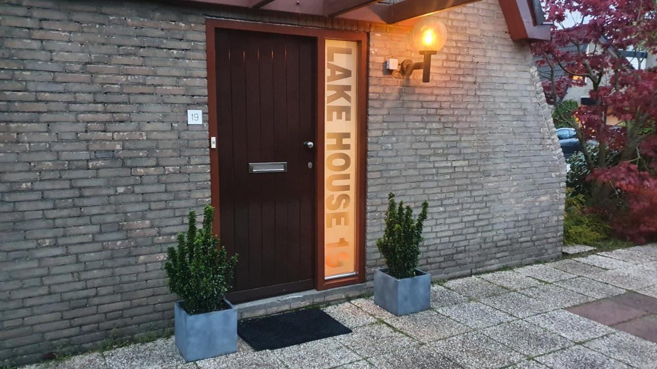 Lake House 19 Relax Accommodation Warmond Экстерьер фото
